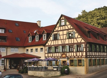 Herzlich willkommen im AKZENT Hotel Goldener Ochsen in Cröffelbach!